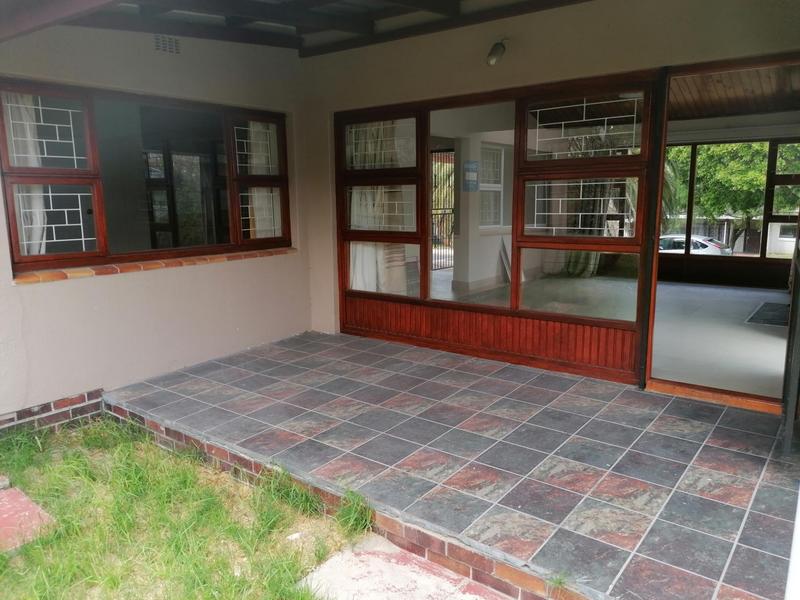 To Let 3 Bedroom Property for Rent in Oostersee Western Cape